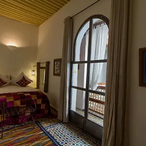 https://riad-laaroussa.hotelfesmorocco.com